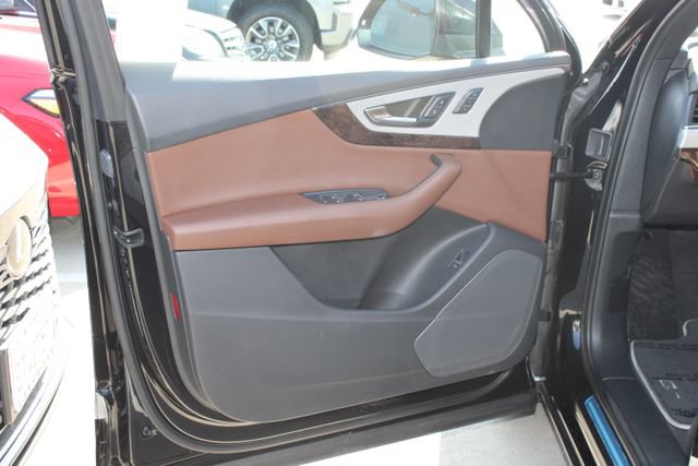 Used 2019 Audi Q7 2.0T Premium w/ Convenience Package AWD/4WD image 11