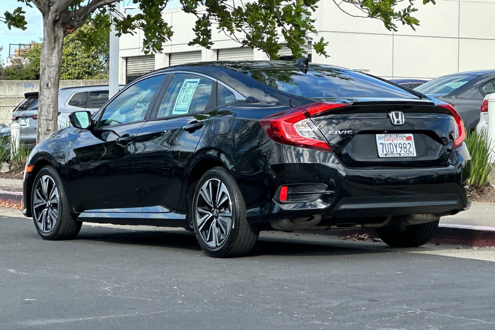 Used 2016 Honda Civic EX-L image 5