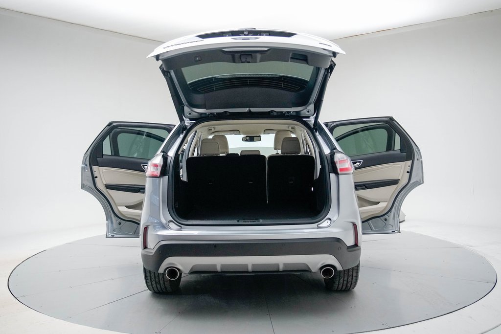 Used 2022 Ford Edge Titanium image 20