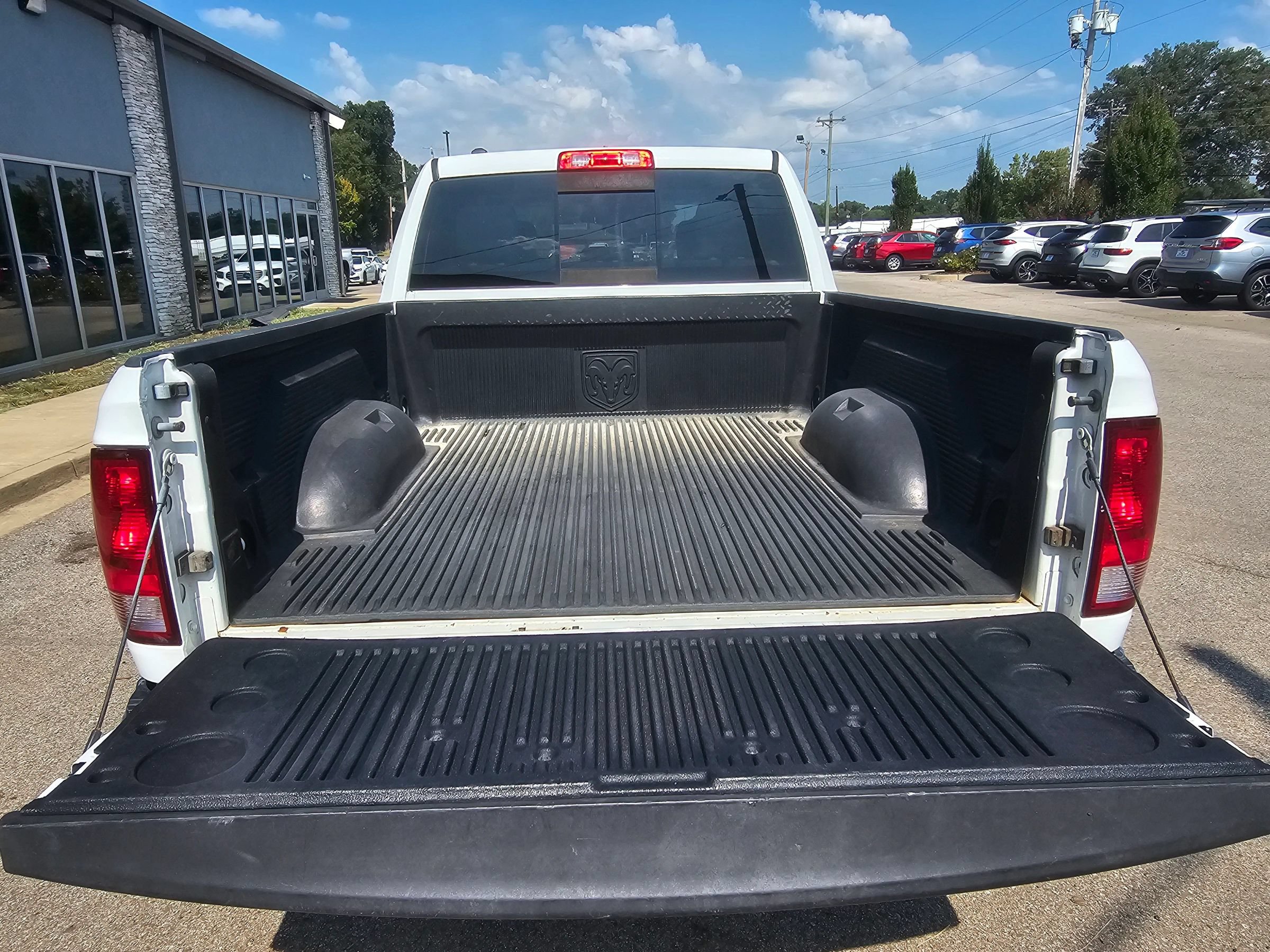 Used 2017 RAM 1500 Outdoorsman AWD/4WD image 12