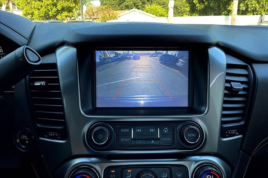 Used 2018 Chevrolet Tahoe LT w/ Luxury Package RWD image 13