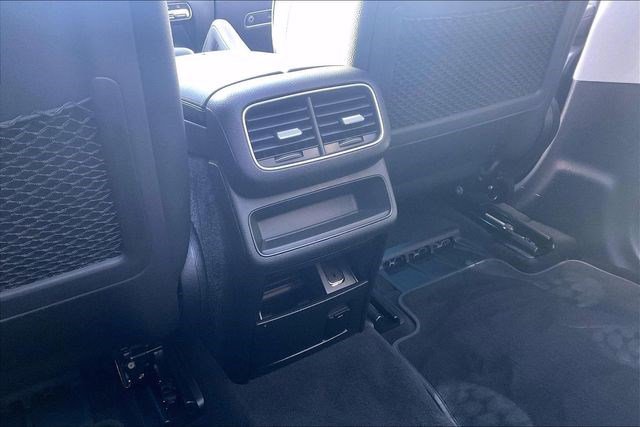 Used 2021 Mercedes-Benz GLE 450 4MATIC image 39