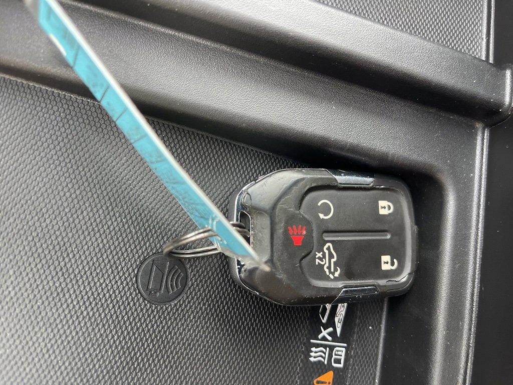 Used 2019 Chevrolet Silverado 1500 High Country w/ Technology Package image 39