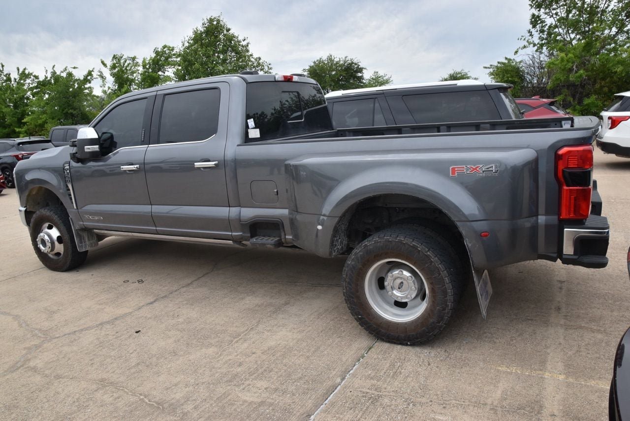 Used 2024 Ford F350 Lariat w/ Lariat Ultimate Package AWD/4WD image 7