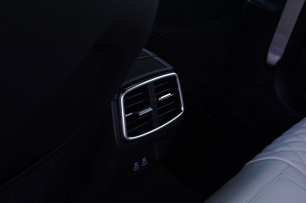 New 2025 Genesis G70 3.3T Advanced w/ Sport Prestige Package image 19