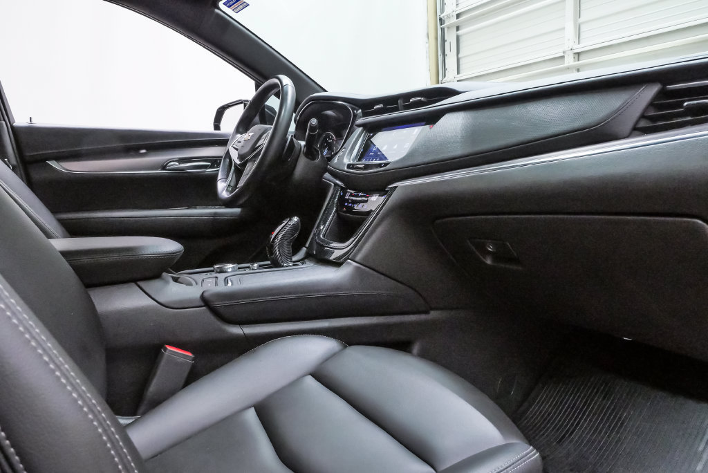Used 2022 Cadillac XT5 Luxury FWD image 12