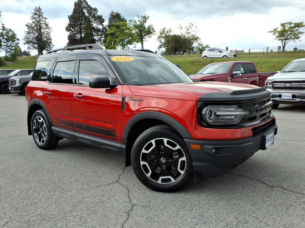 Used 2023 Ford Bronco Sport Outer Banks AWD/4WD image 1