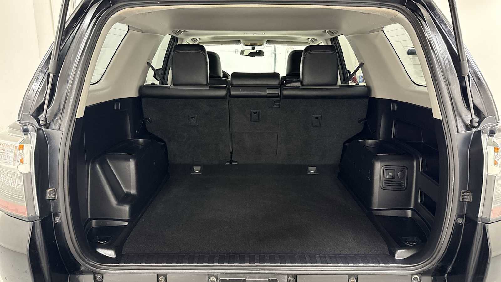 Certified 2019 Toyota 4Runner SR5 Premium image 28