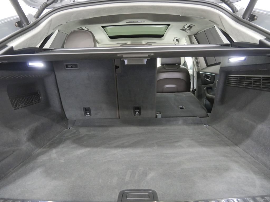 Used 2019 Audi Q8 Prestige AWD/4WD image 26