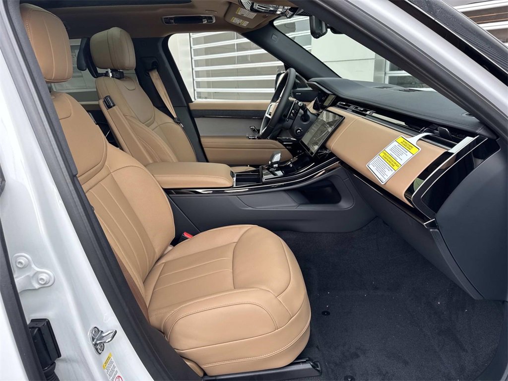 New 2026 Land Rover Range Rover Sport SE image 10
