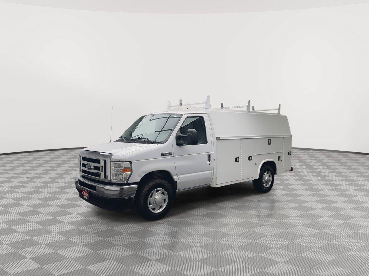 Used 2022 Ford E-350 and Econoline 350 Super Duty w/ Power Windows & Locks Group RWD image 28