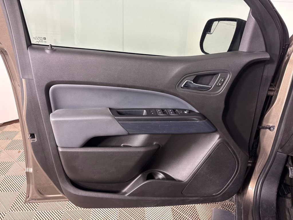 Used 2016 Chevrolet Colorado Z71 RWD image 23