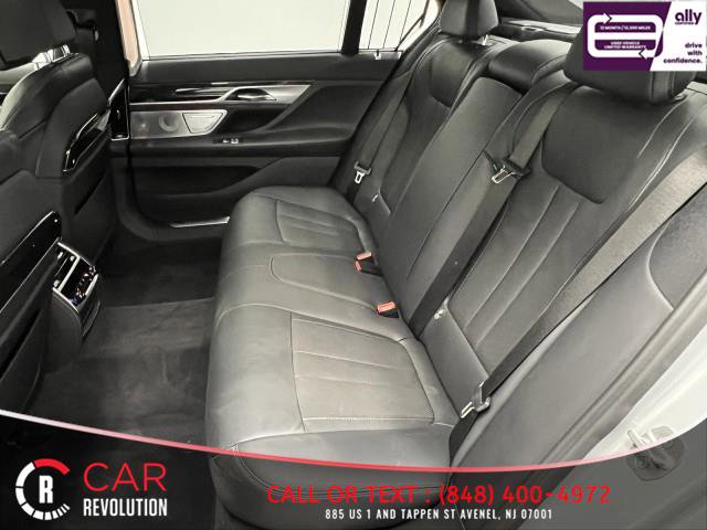 Used 2020 BMW 750i xDrive w/ Executive Package AWD/4WD image 49