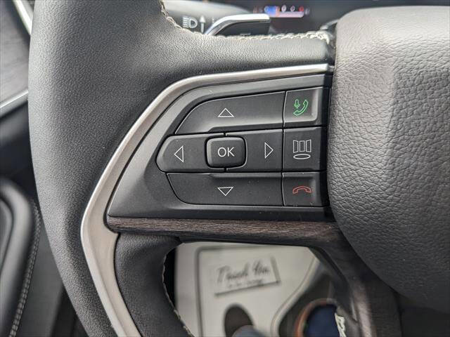 Used 2023 Jeep Grand Cherokee L Limited w/ Luxury Tech Group II image 23