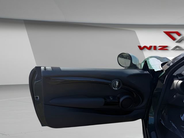 Used 2019 MINI Cooper S image 11