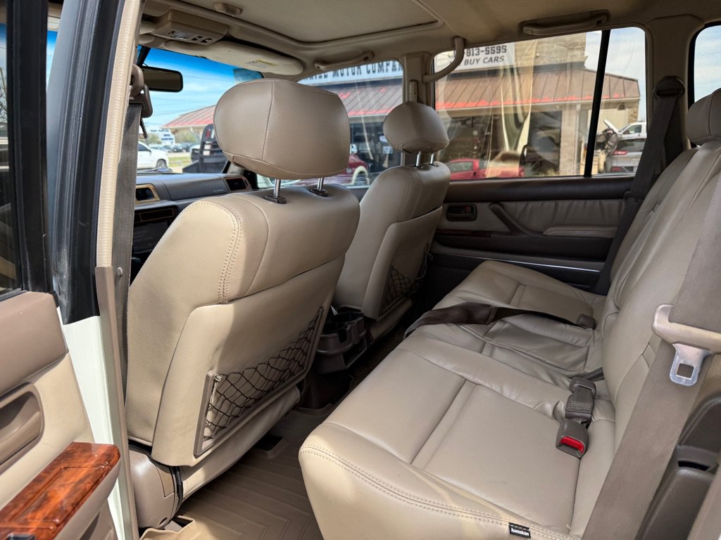 Used 1997 Toyota Land Cruiser w/ Leather Trim Pkg AWD/4WD image 15