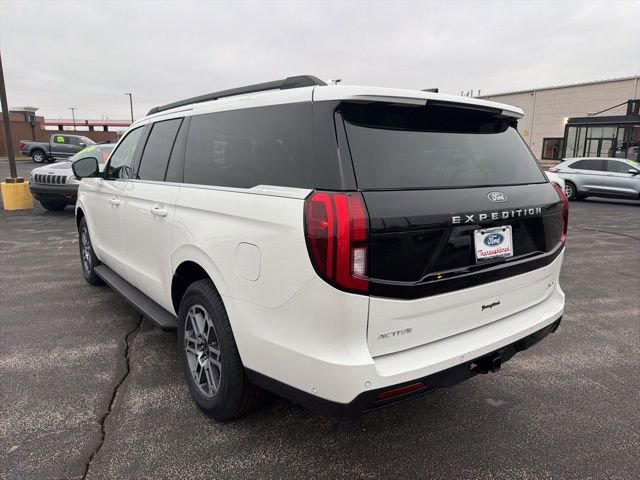 Used 2025 Ford Expedition Max Active image 3
