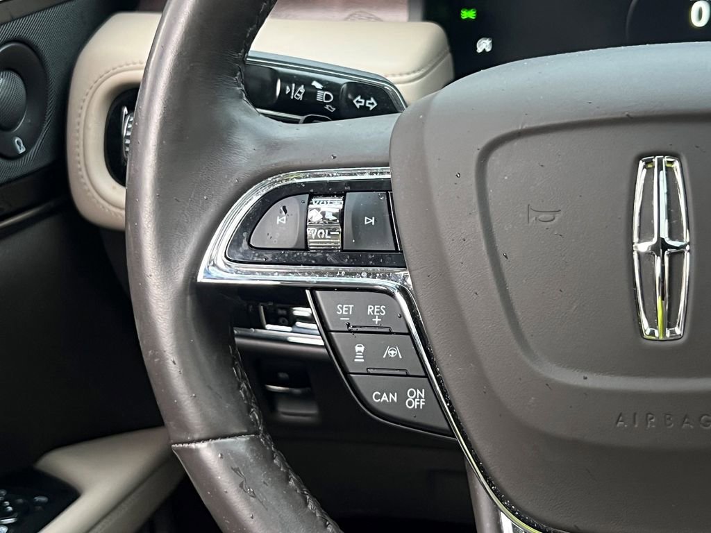 Used 2023 Lincoln Nautilus Reserve w/ Equipment Group 201A image 20