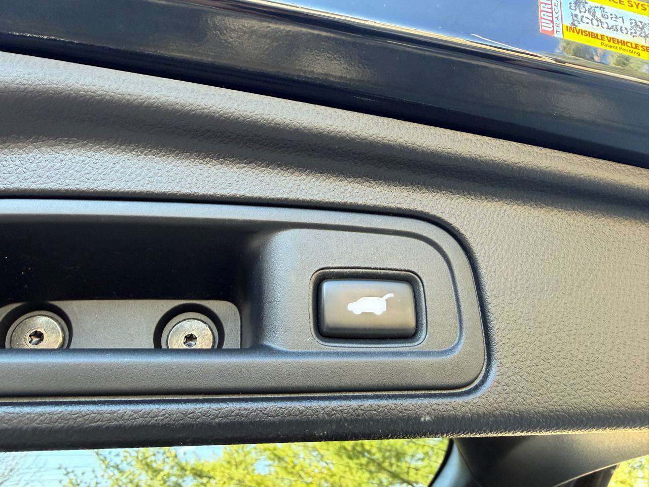 Used 2019 Honda Pilot Touring image 13