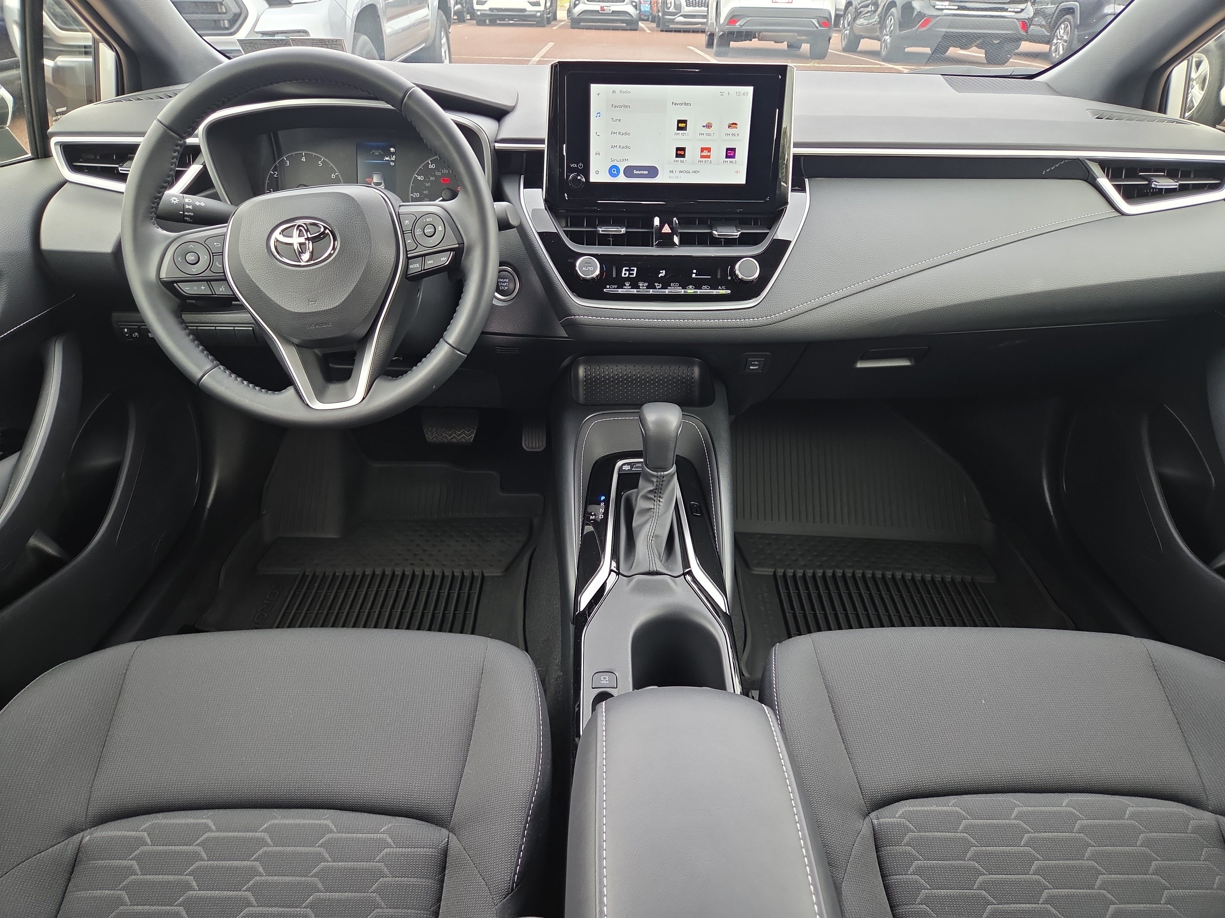 Certified 2025 Toyota Corolla SE FWD image 19