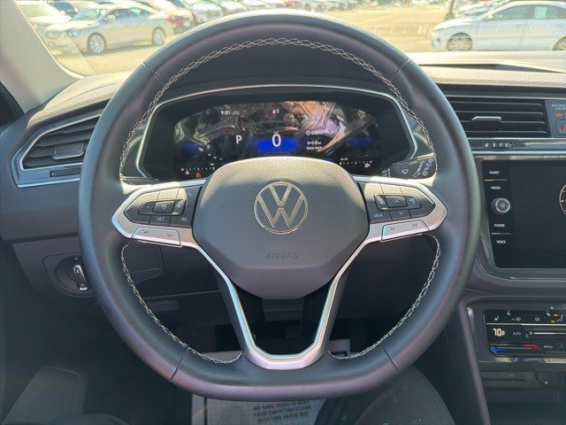 Used 2022 Volkswagen Tiguan SE image 20