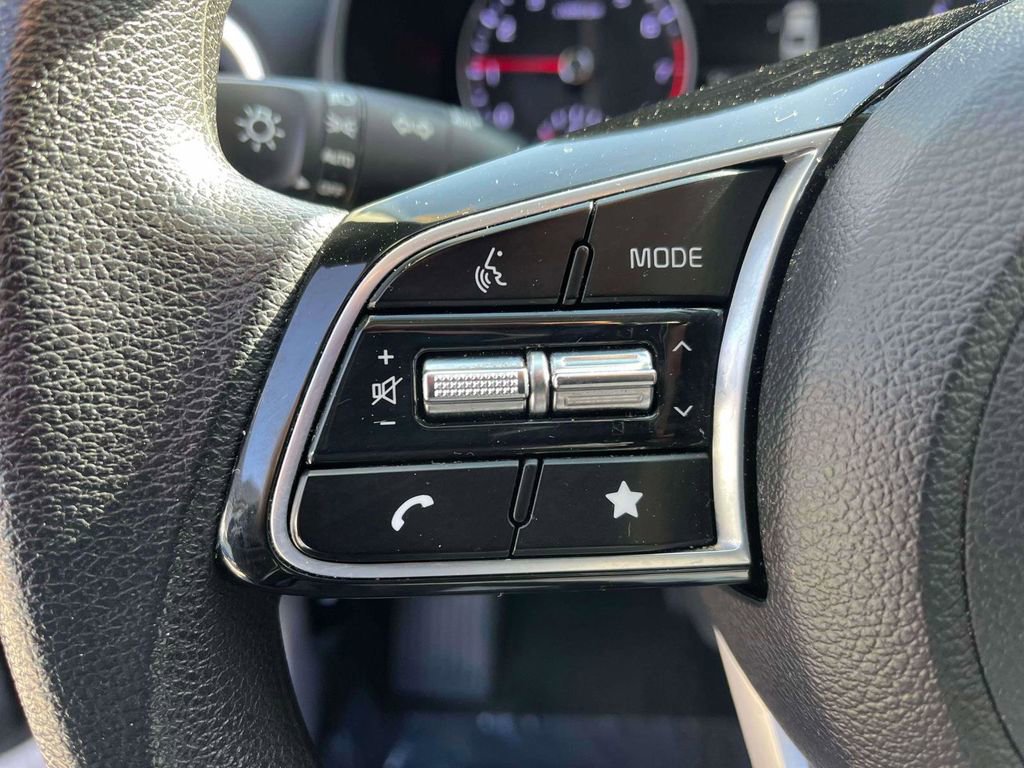 Used 2023 Kia Forte LXS w/ LXS Technology Package image 15