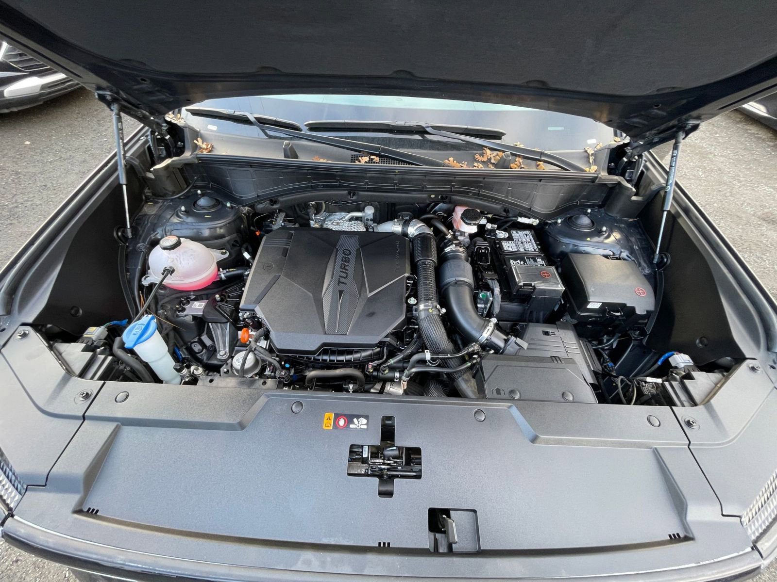 Used 2025 Hyundai Santa Fe SEL FWD image 34