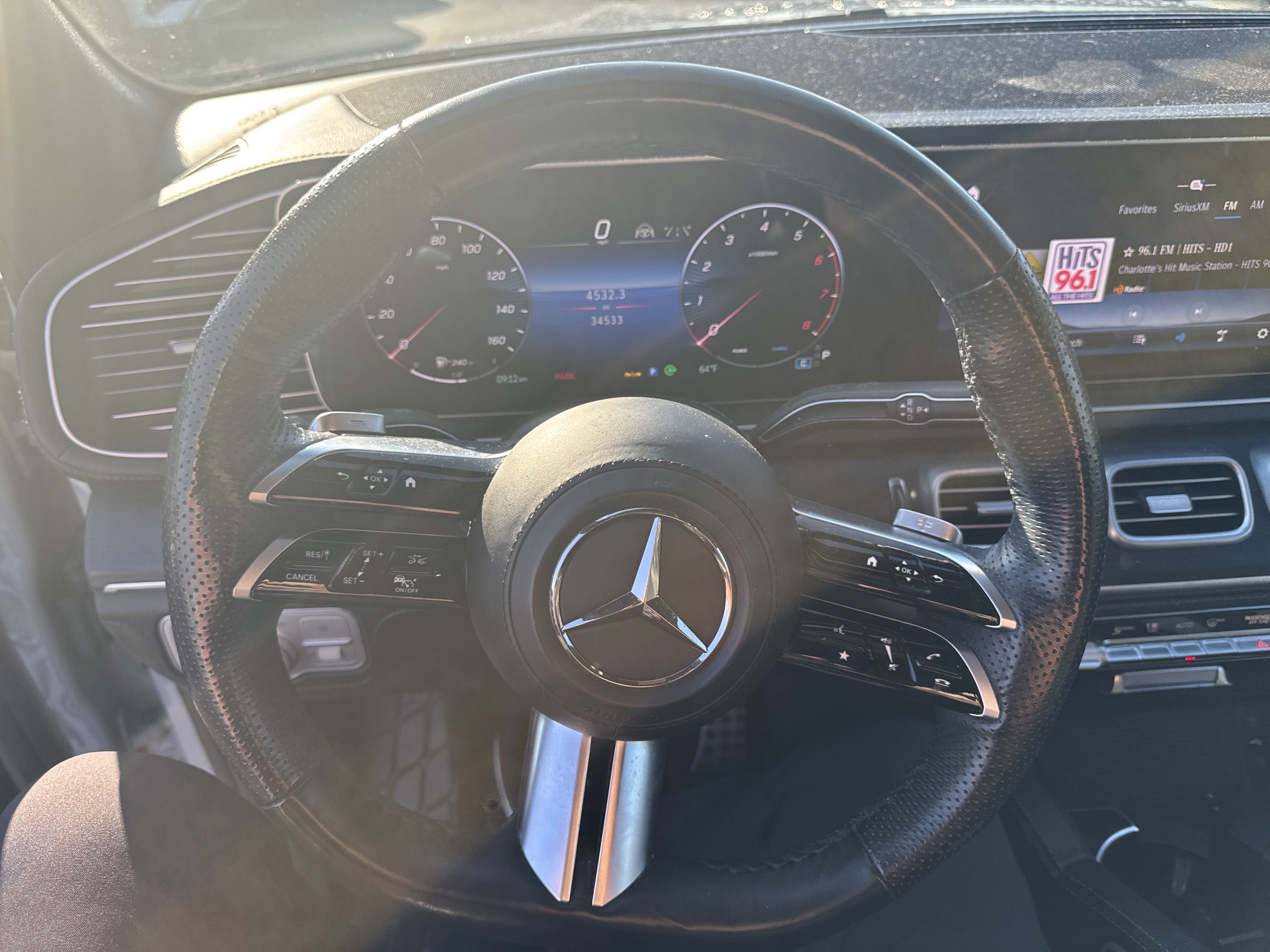 Used 2024 Mercedes-Benz GLS 450 4MATIC image 18