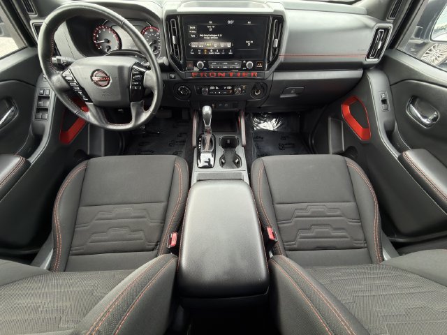 Used 2025 Nissan Frontier PRO-4X AWD/4WD image 11