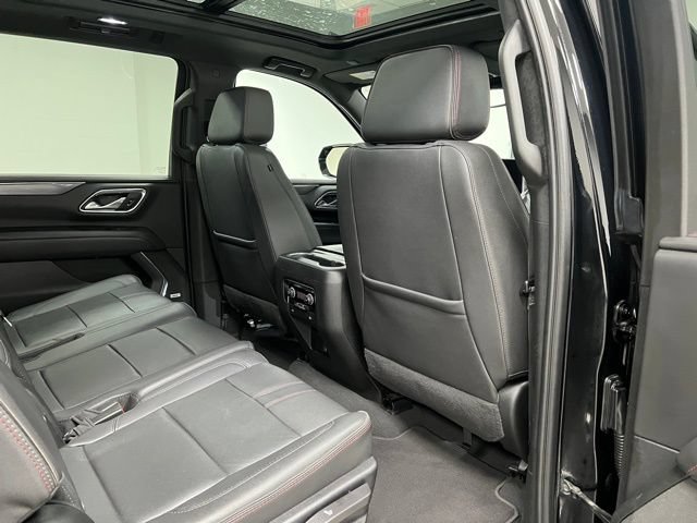 Used 2024 Chevrolet Suburban RST AWD/4WD image 53