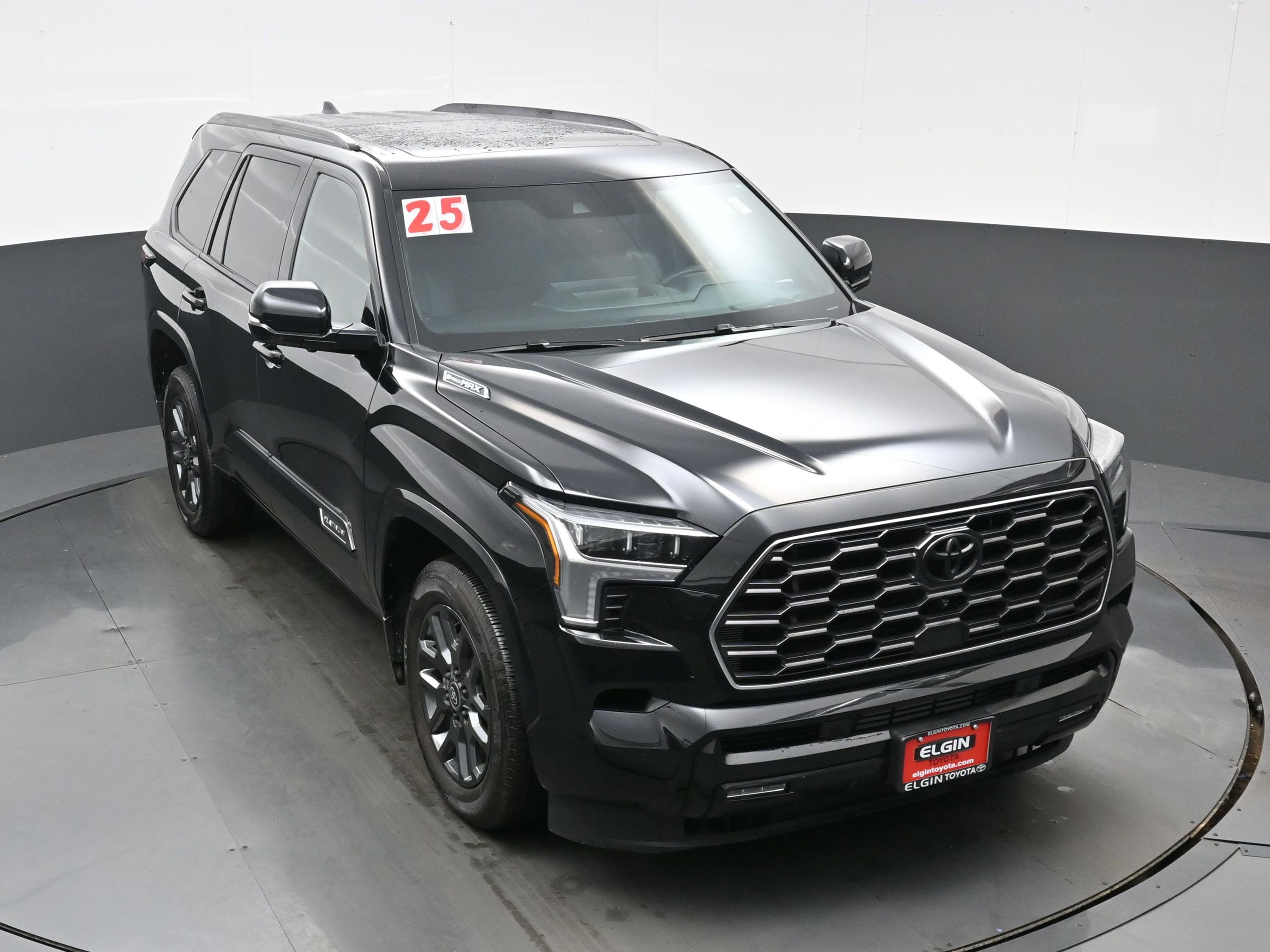 Used 2025 Toyota Sequoia Platinum image 37