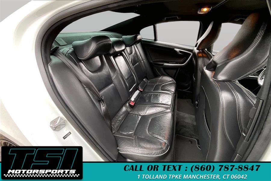 Used 2016 Volvo S60 T6 R-Design w/ Convenience Package image 27