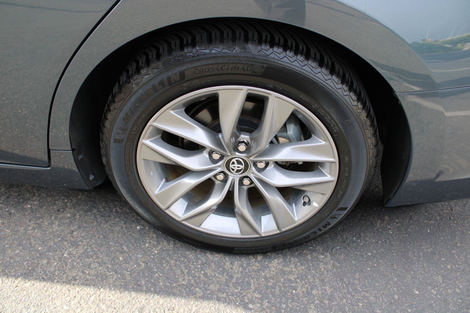 Used 2019 Toyota Avalon XLE FWD image 15