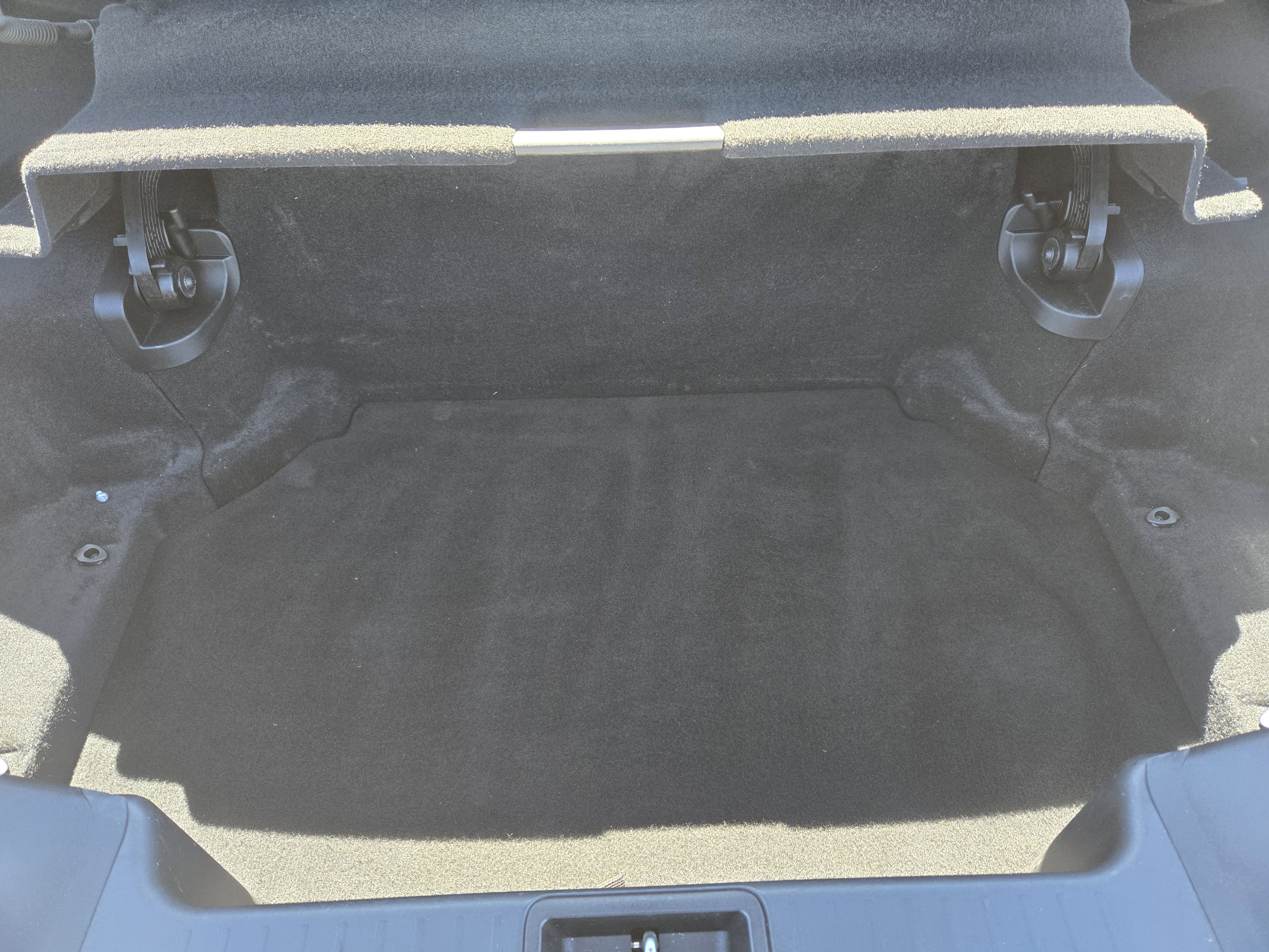 Used 2016 Mercedes-Benz SL 550 image 28