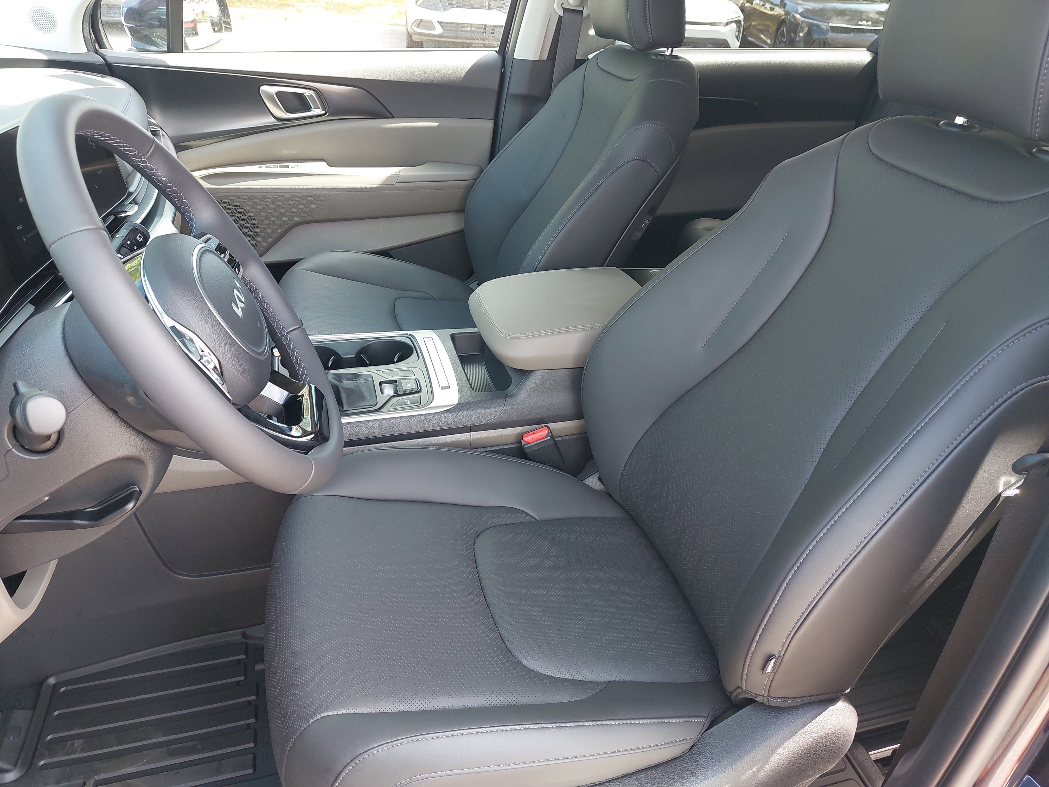 New 2026 Kia Carnival image 17