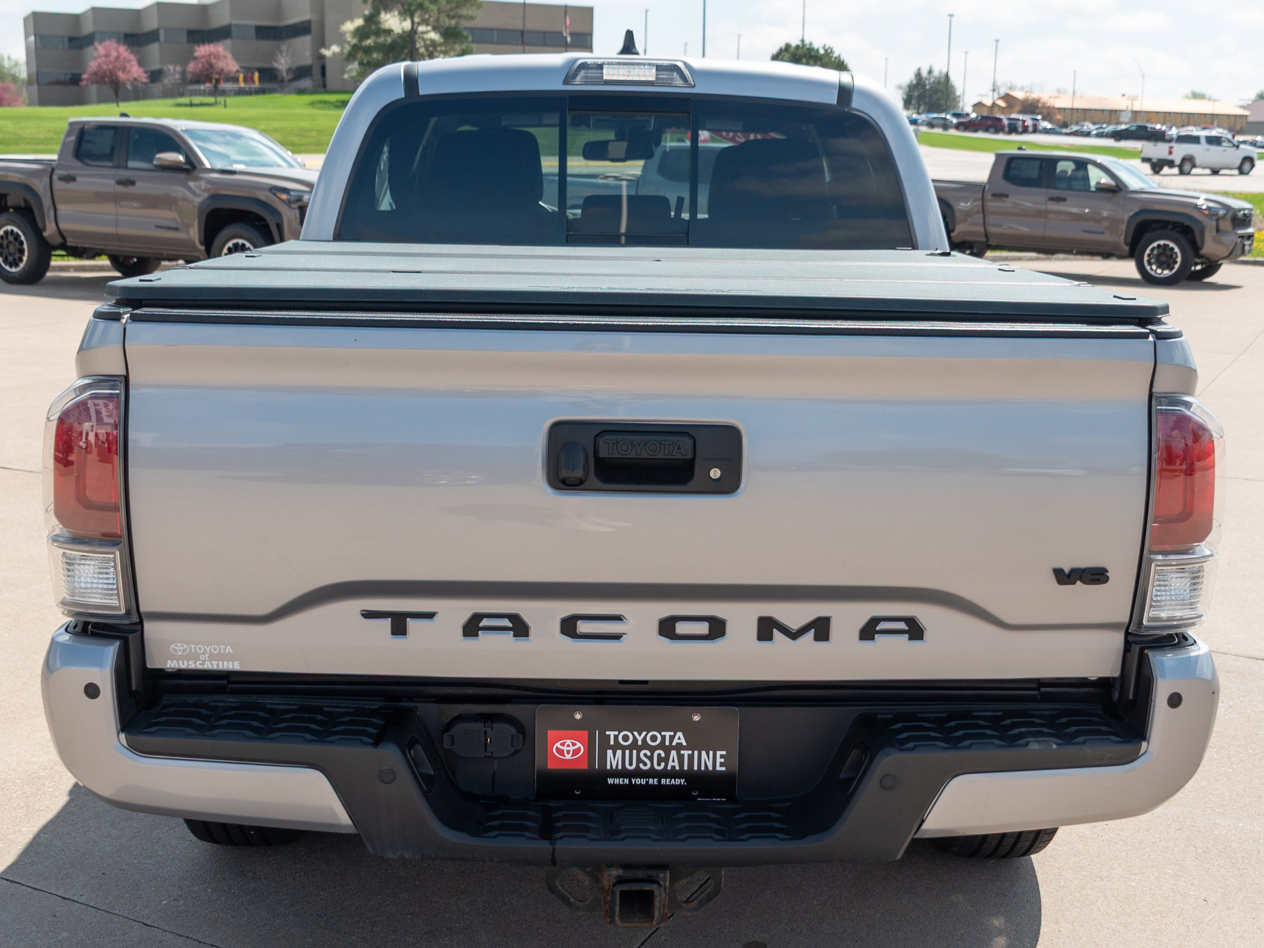 Used 2020 Toyota Tacoma TRD Sport w/ Technology Package image 19