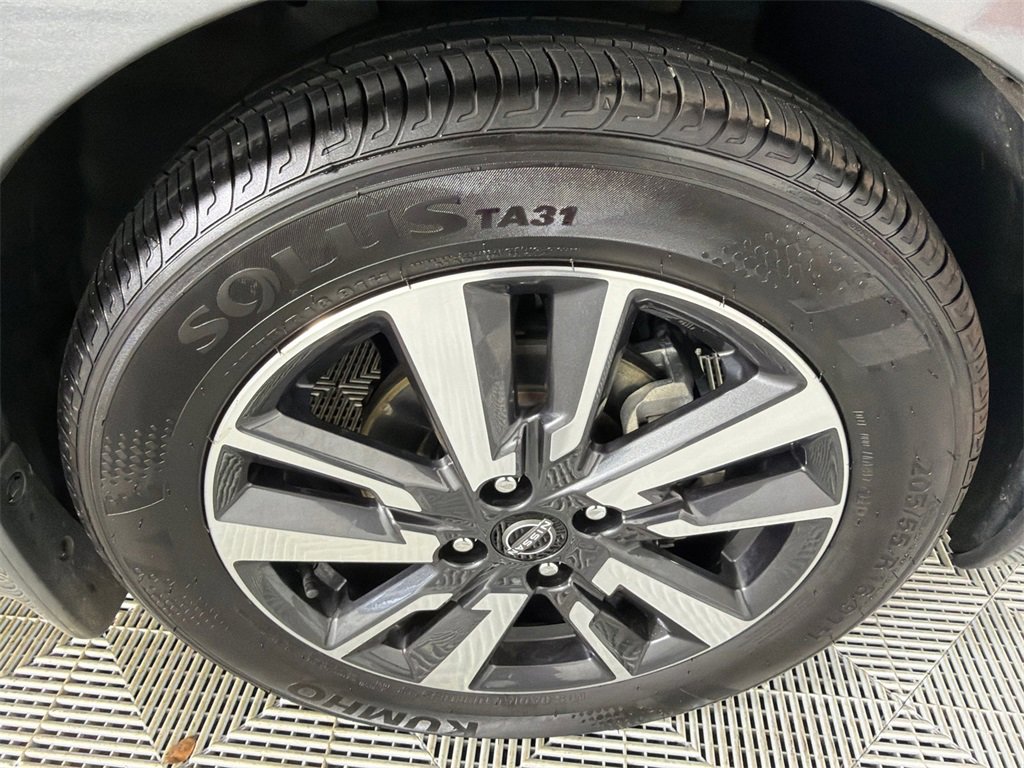 Used 2024 Nissan Versa S w/ S Plus Package image 12