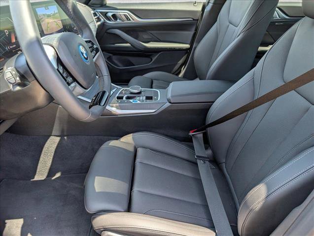 Used 2025 BMW i4 xDrive40i AWD/4WD image 17