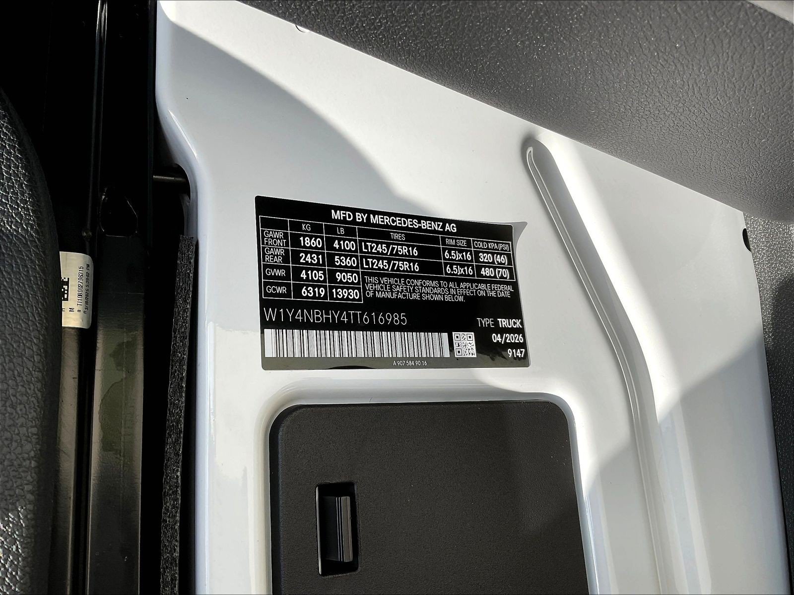 New 2026 Mercedes-Benz Sprinter 2500 image 24