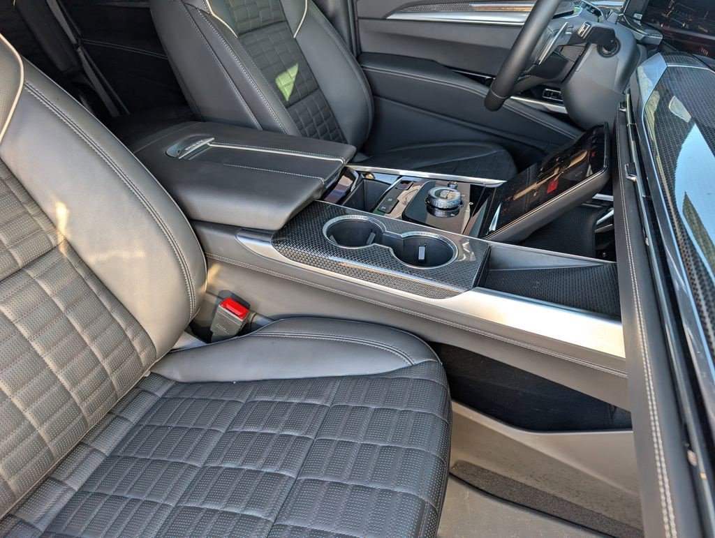 Certified 2026 Cadillac Escalade V w/ LPO, ONYX Package image 27