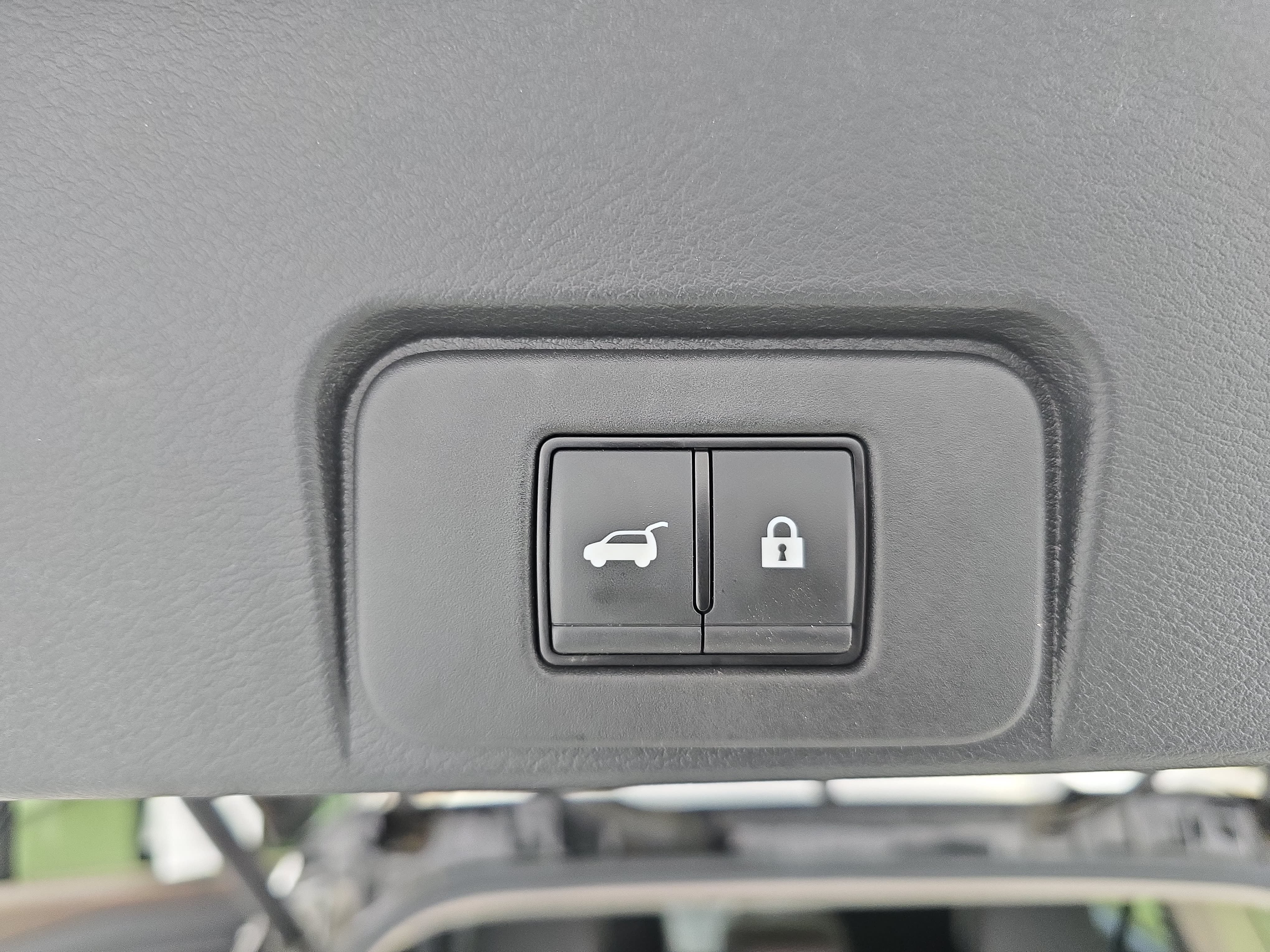 Certified 2023 Nissan Rogue SV w/ SV Premium B Package AWD/4WD image 13