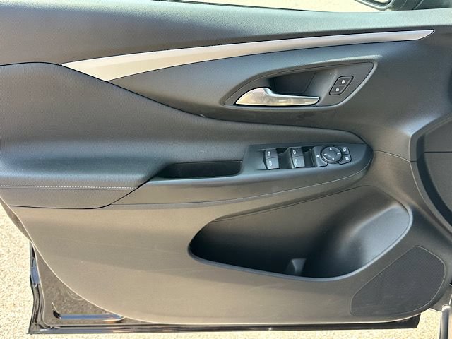 Used 2025 Buick Envista Preferred FWD image 15