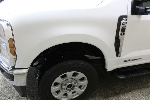 Used 2024 Ford F250 XLT w/ FX4 Off-Road Package image 9