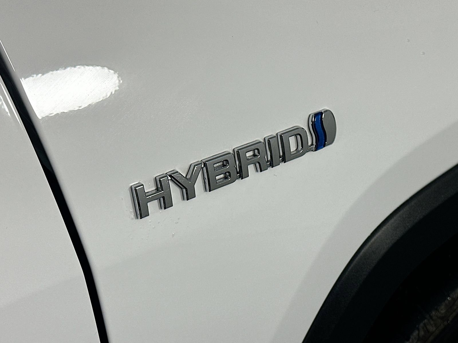 Used 2021 Toyota RAV4 LE AWD/4WD image 30