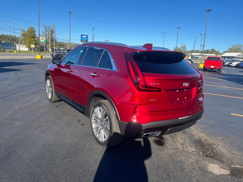 Used 2025 Cadillac XT4 Premium Luxury w/ Technology Package image 3