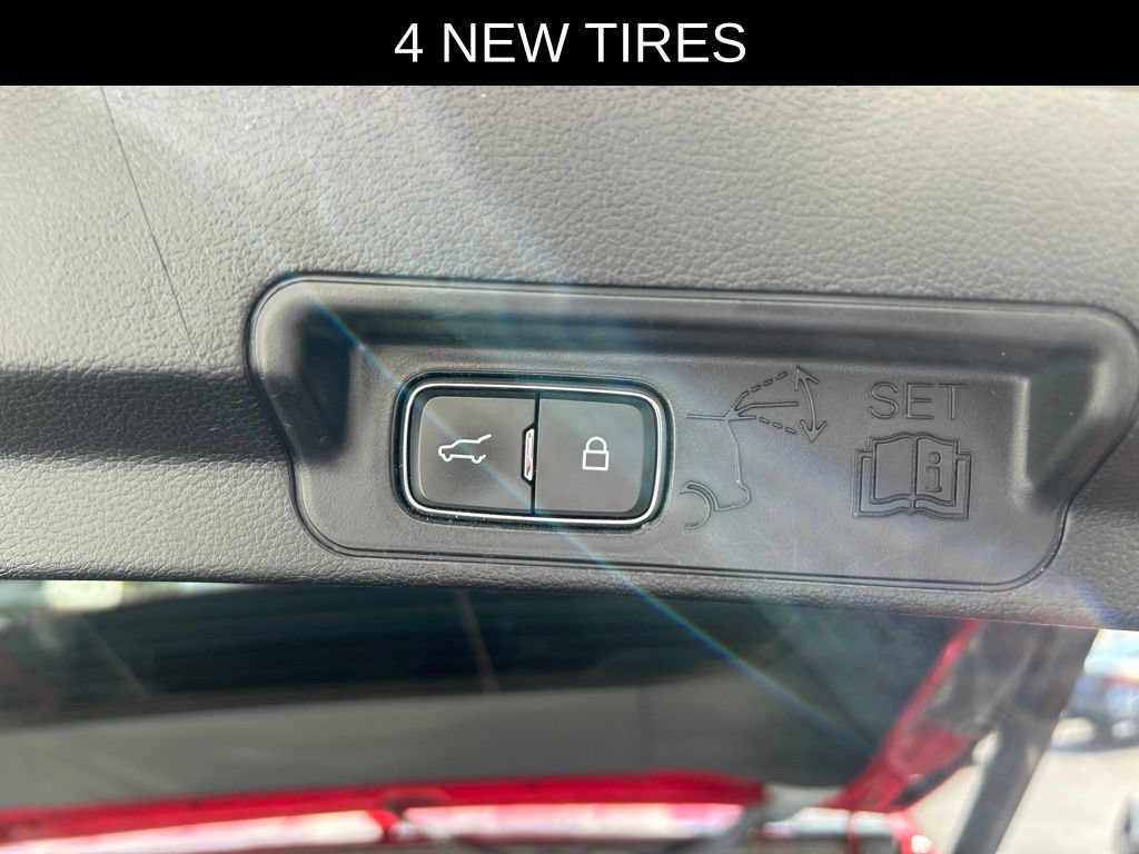 Certified 2022 Ford Explorer XLT AWD/4WD image 7