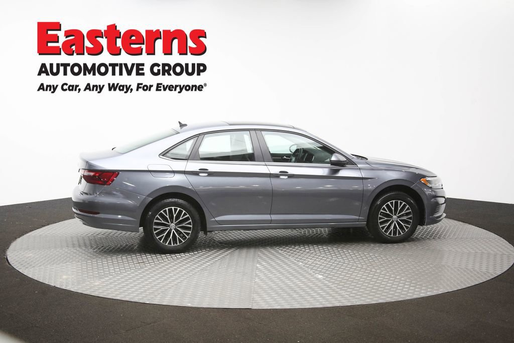Used 2020 Volkswagen Jetta SE w/ SE Cold Weather Package image 46