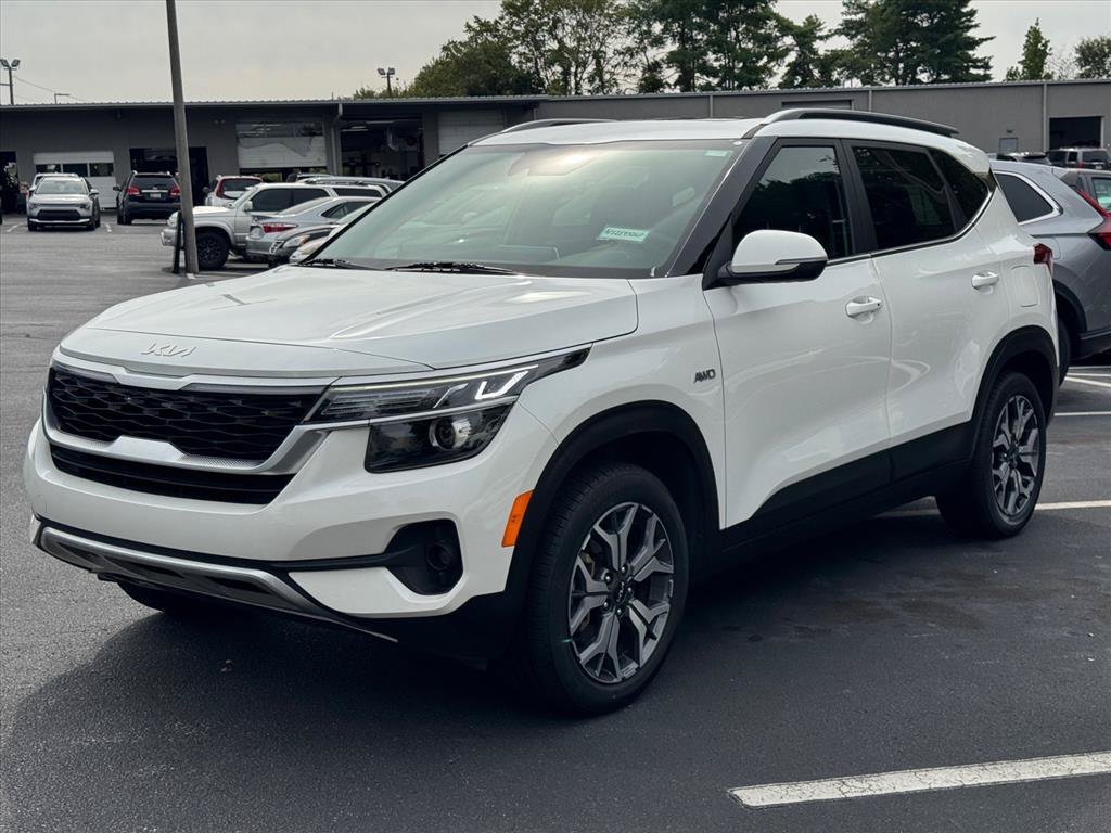 Certified 2022 Kia Seltos EX AWD/4WD image 7