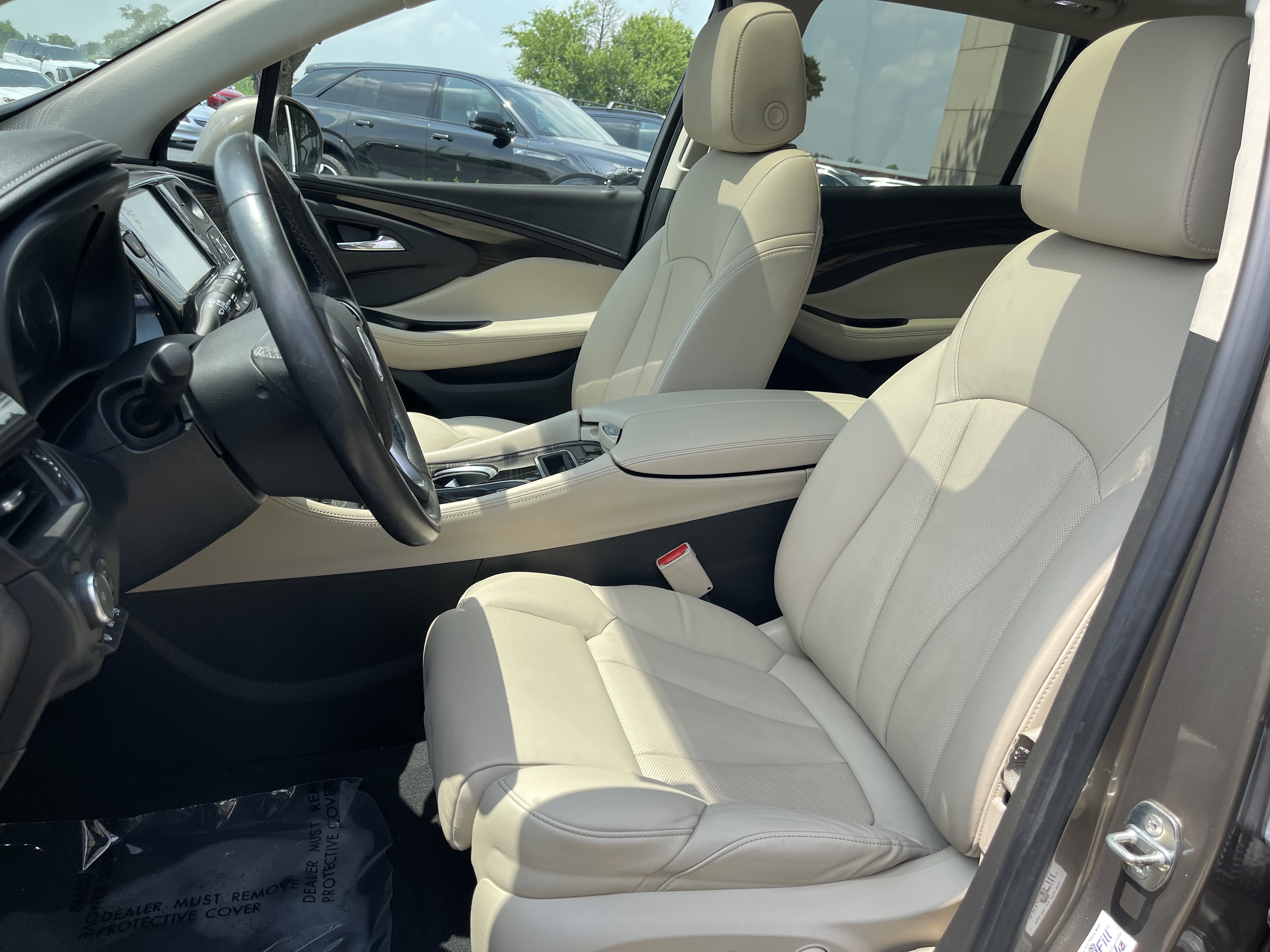 Used 2019 Buick Envision Premium w/ Driver Confidence Package AWD/4WD image 17