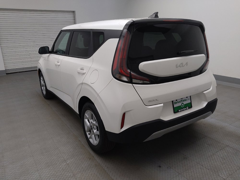 Used 2025 Kia Soul S FWD image 5